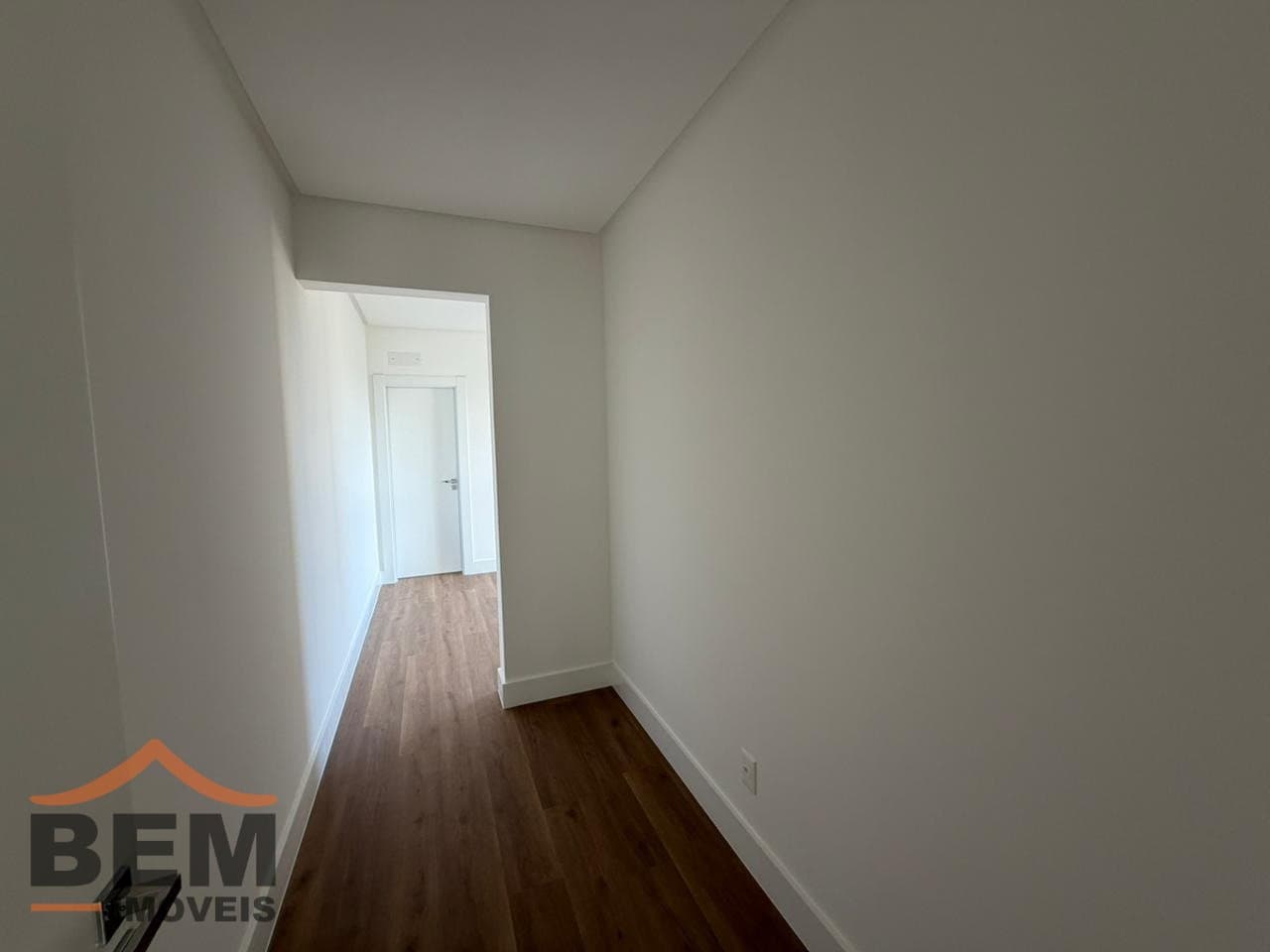 Apartamento para Venda com 3 quartos e 123m² no bairro Meia Praia, em Itapema