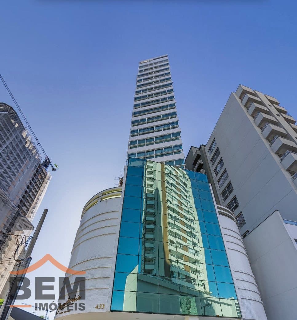 Apartamento para Venda com 4 quartos e 165m² no bairro Centro, em Itajaí