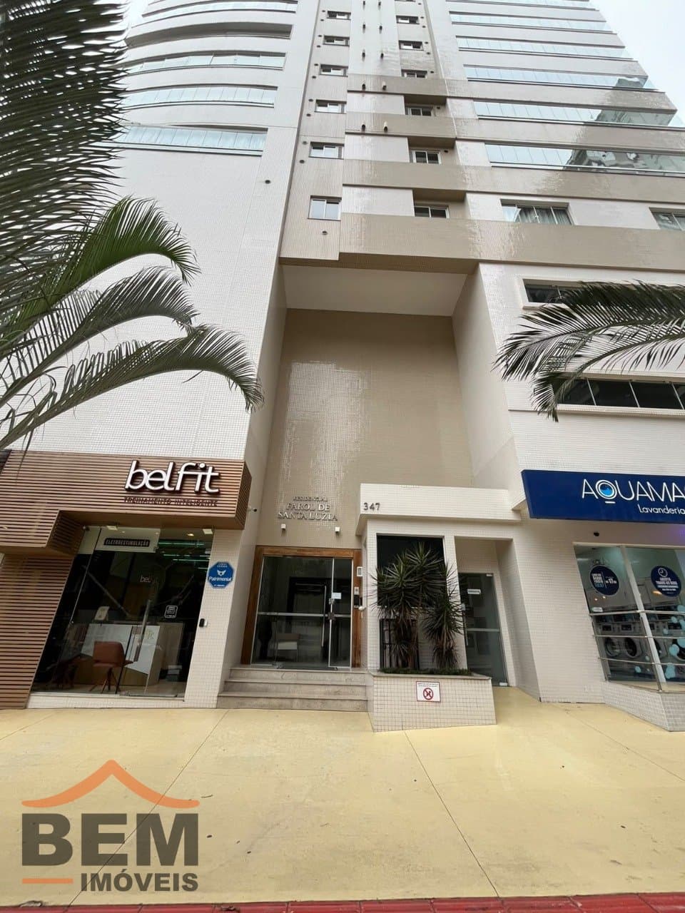 Apartamento para Locação com 2 quartos e 90m² no bairro Pioneiros, em Balneário Camboriú