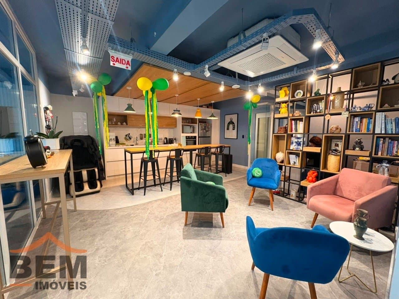 Sala Comercial para Locação com 10m² no bairro Centro, em Itajaí: 5 - ÁREA DE DESCANSO