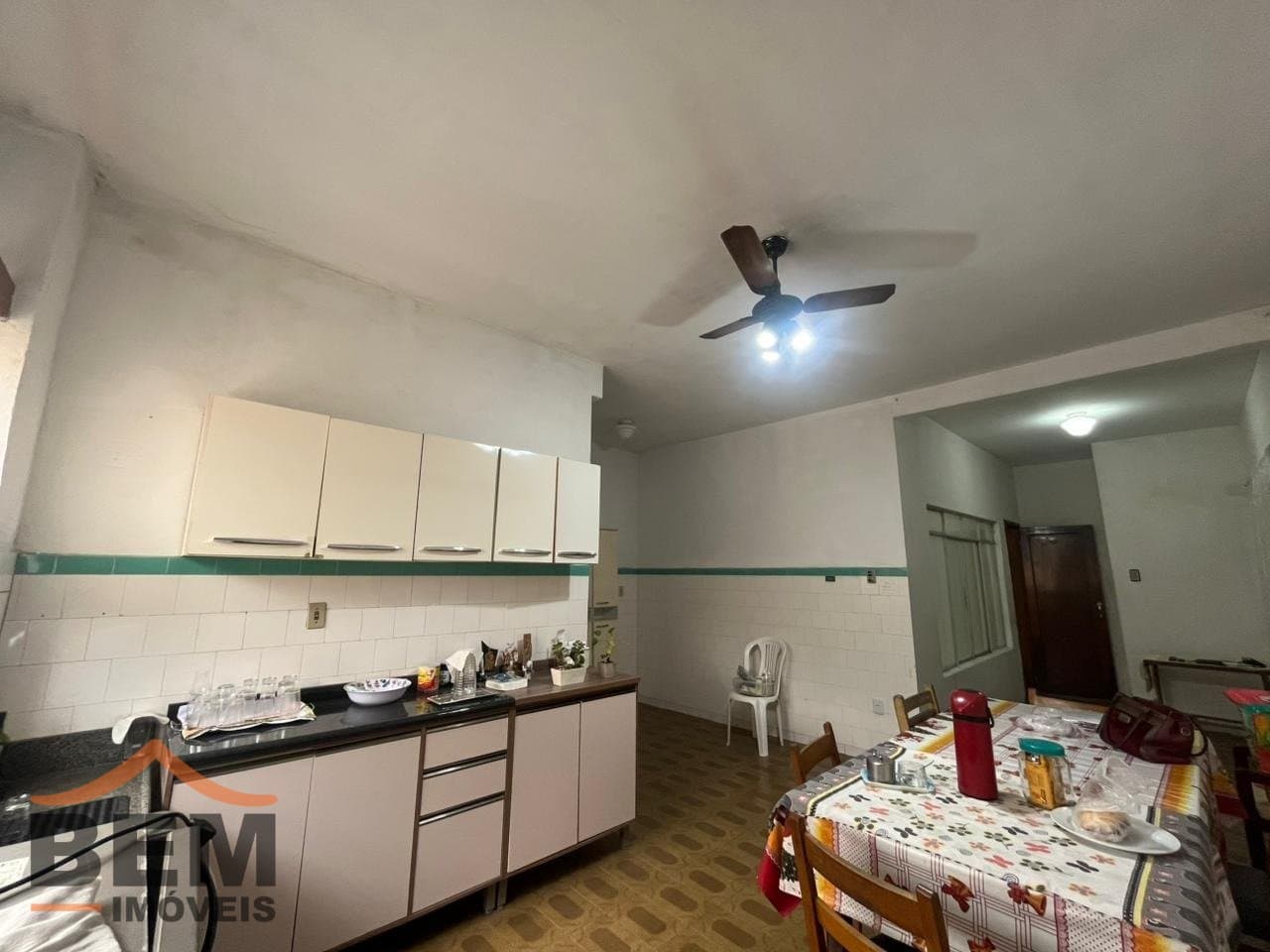 Apartamento para Locação com 4 quartos e 220m² no bairro Centro, em Itajaí: 06 - COZINHA 2