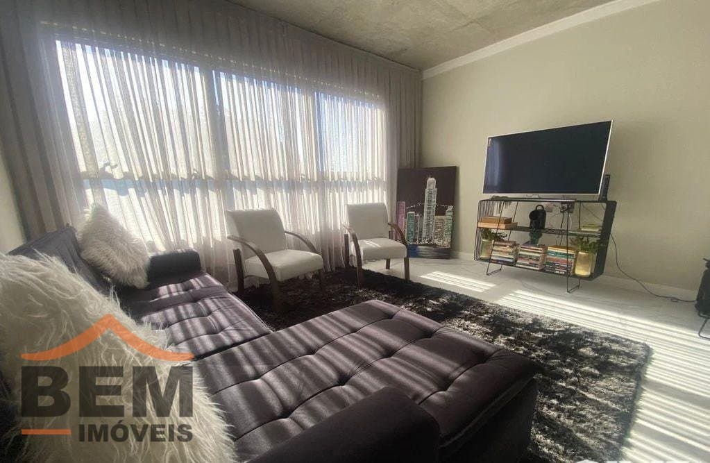 Apartamento para Locação com 2 quartos e 70m² no bairro Praia Brava, em Itajaí: 2 - SALA