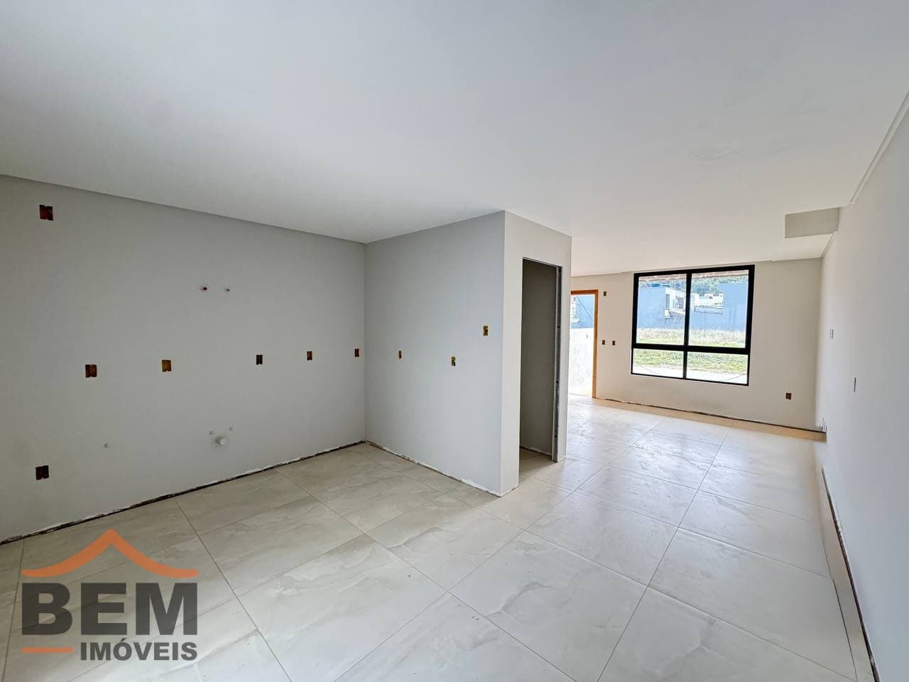 Sobrado para Venda com 97m² no bairro São Francisco de Assis, em Camboriú