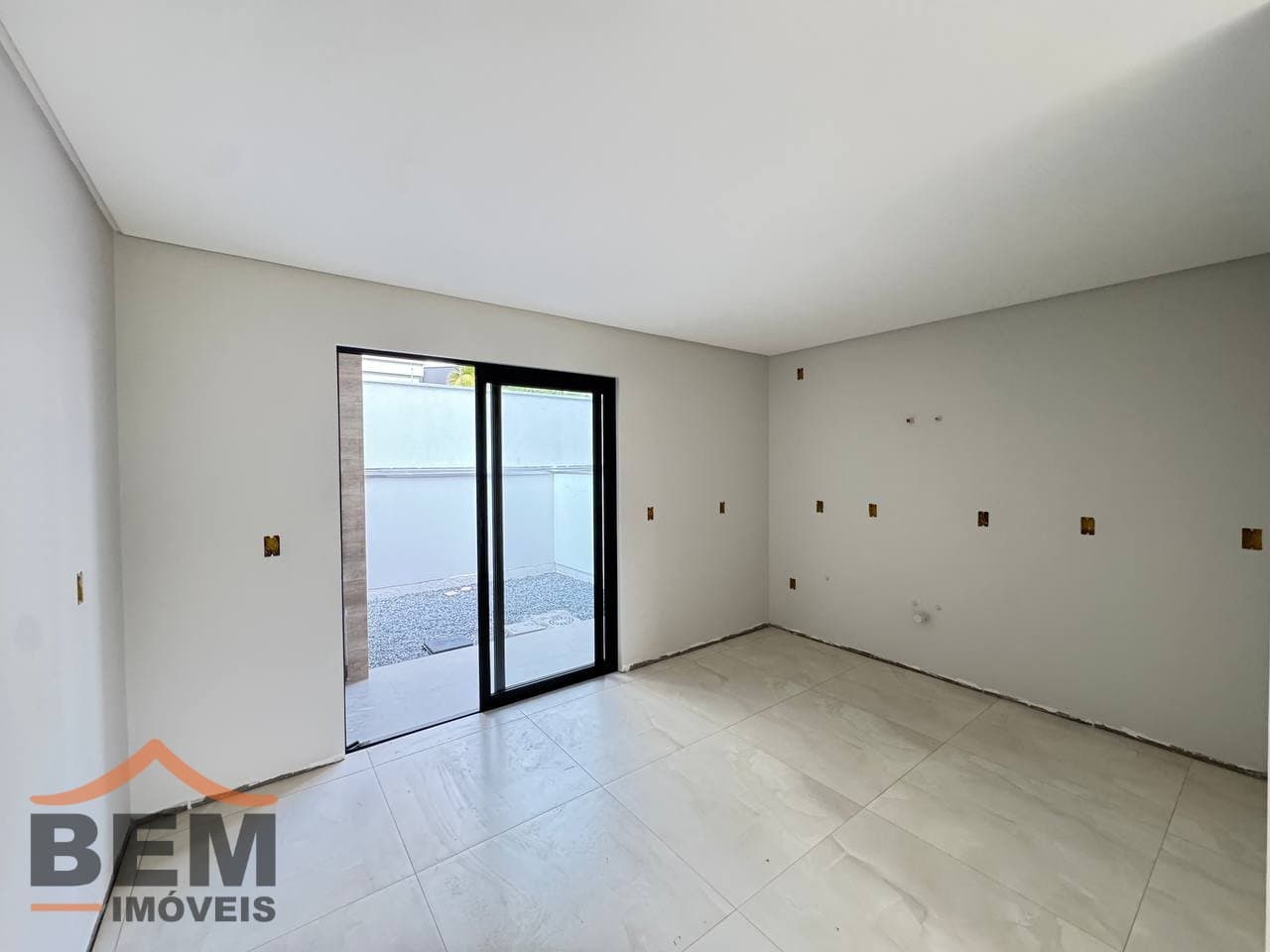 Casa para Venda com 89m² no bairro São Francisco de Assis, em Camboriú
