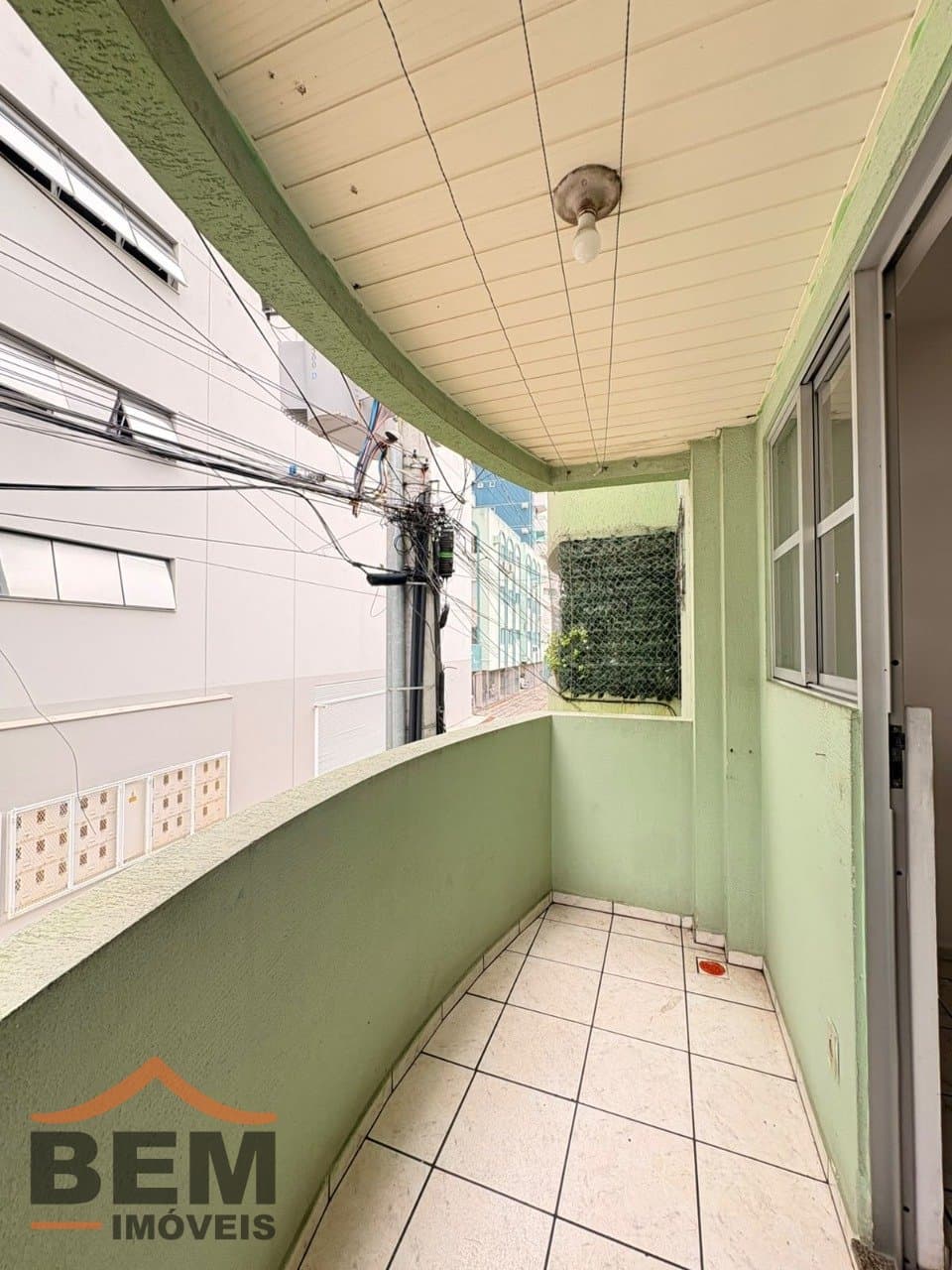 Apartamento para Locação com 1 quarto e 28m² no bairro Centro, em Itajaí