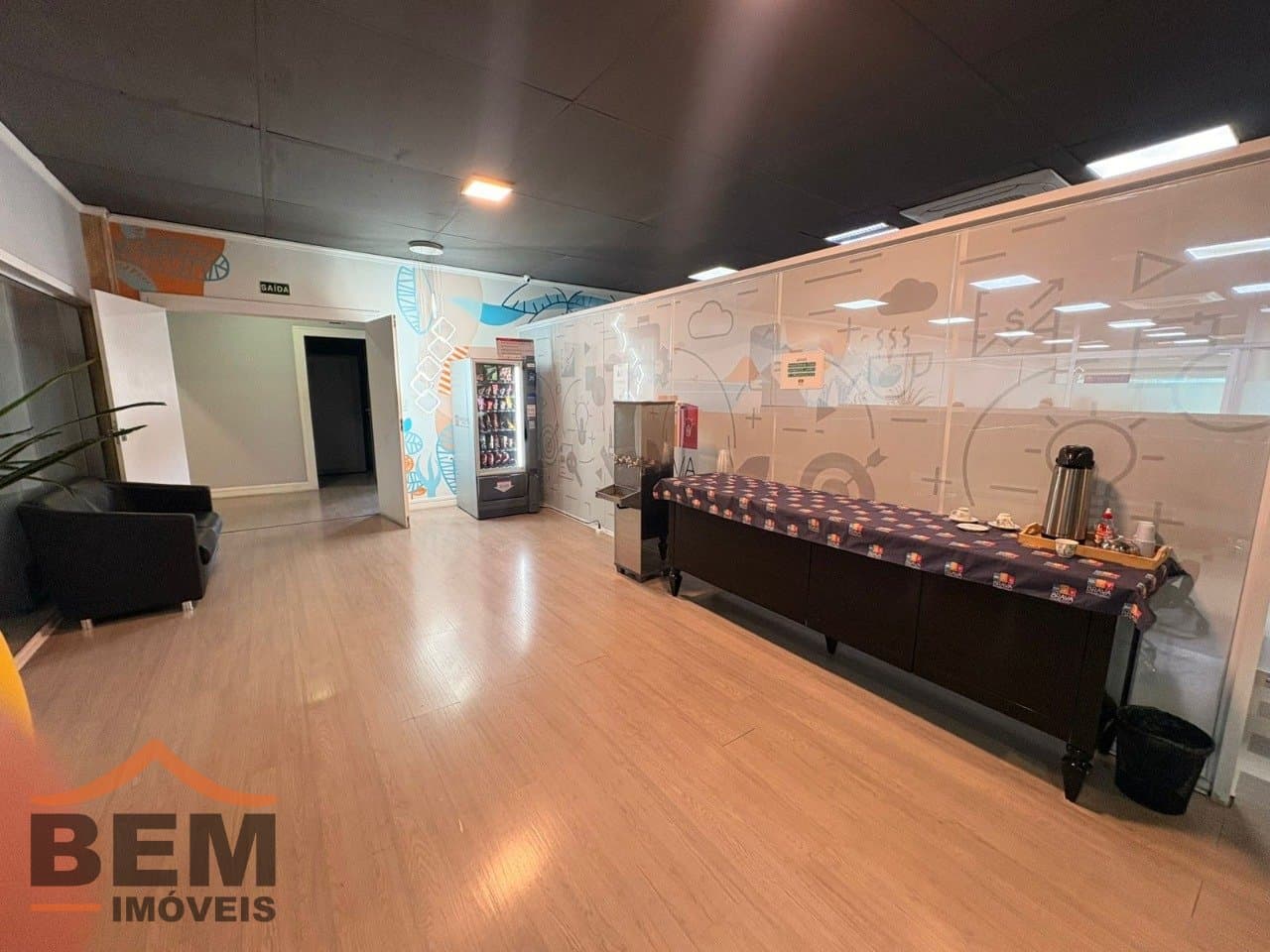 Sala Comercial para Locação com 350m² no bairro Praia Brava, em Itajaí