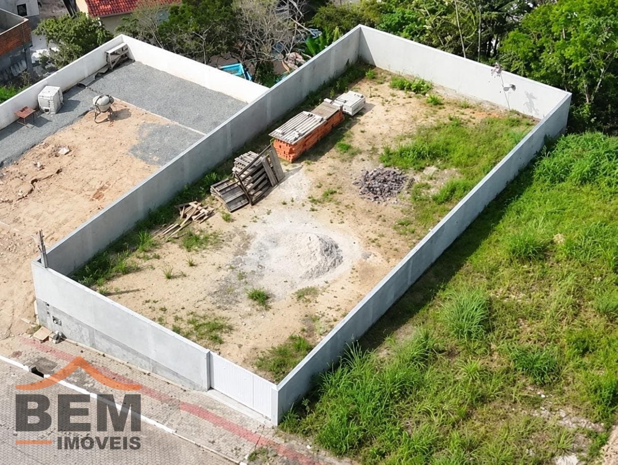 Terreno para Venda no bairro Espinheiros, em Itajaí