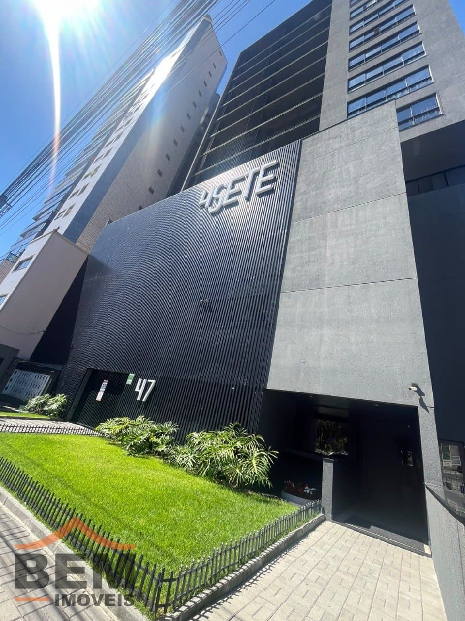 Apartamento para Locação com 1 quarto e 40m² no bairro Centro, em Itajaí